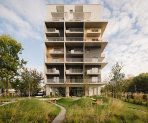 Kolejowa 19 w Warszawie, RISKARCH