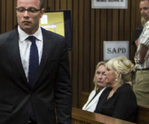 June Steenkamp po raz pierwszy spotyka Pistoriusa