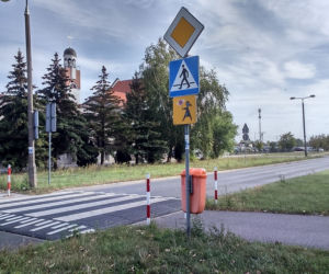 W Toruniu pojawiły się wyniesione przejścia dla pieszych. Sprawdziliśmy jak działają!