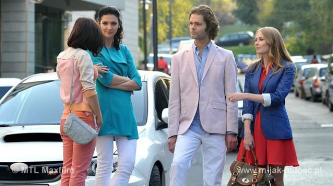 M jak MIŁOŚĆ odc. 968. Helena (Paulina Chapko), Rafał (Daniel Guzdek), Mirka (Andżelika Piechowiak)