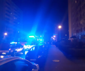 Tarnów. Sylwester K. podpalił łóżko, a potem RZUCIŁ SIĘ Z DZIEWIĄTEGO PIĘTRA