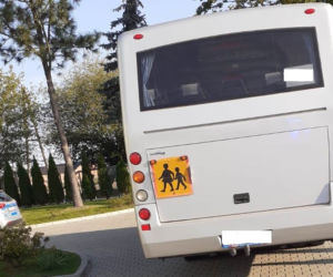 Pijany kierowca GIMBUSA wiózł dzieci