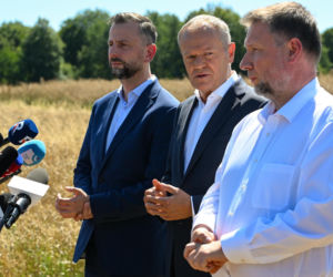 Donald Tusk na miejscu wybuchy na Lubelszczyźnie