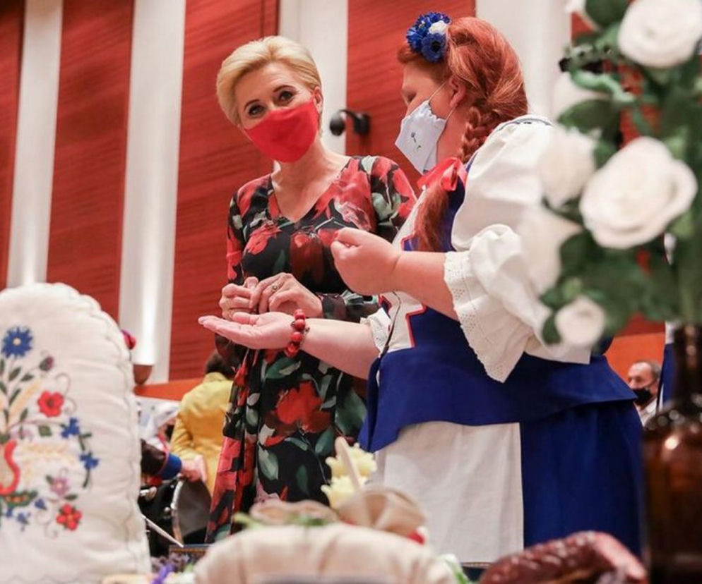 Agata Duda w sukienkach na lato