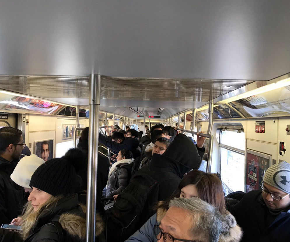 NY: MTA sie chwali, pasażerowie płaczą