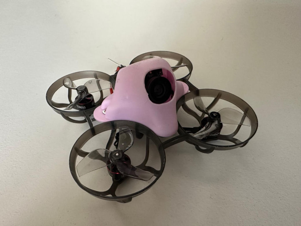 Na lotnisku w Lesznie uczą latać dronami