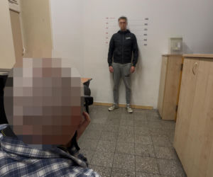 Horror pod Mostem Świętokrzyskim. 20-latek z pałką zaatakował 13-latka