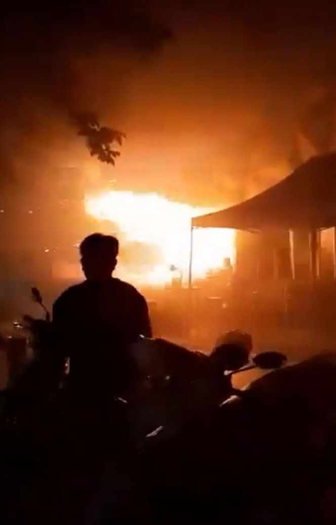 27 ofiar pożaru w barze w Tajlandii. Przerażające wideo