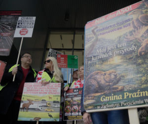 Dramat setek rodzin pod Warszawą! Nowa autostrada zburzy ich domy?! „Żyjemy na bombie”
