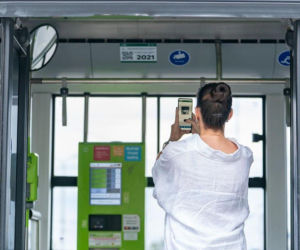 Nasz Olsztyn coraz bliżej. Kody QR w autobusach i tramwajach. Nowa aplikacja dla mieszkańców