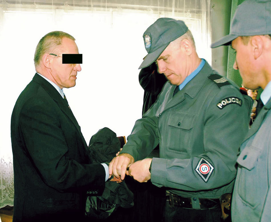 Zlecił ZABÓJSTWO i teraz za to odpowie! Senator milioner zatrzymany za ZABÓJSTWO dziennikarza
