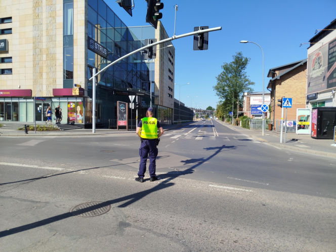 Zderzenie motocyklisty z osobówką na ul. Wojskowej w Siedlcach