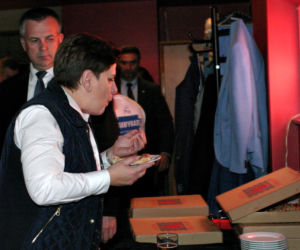 Beata Szydło w kręgielni