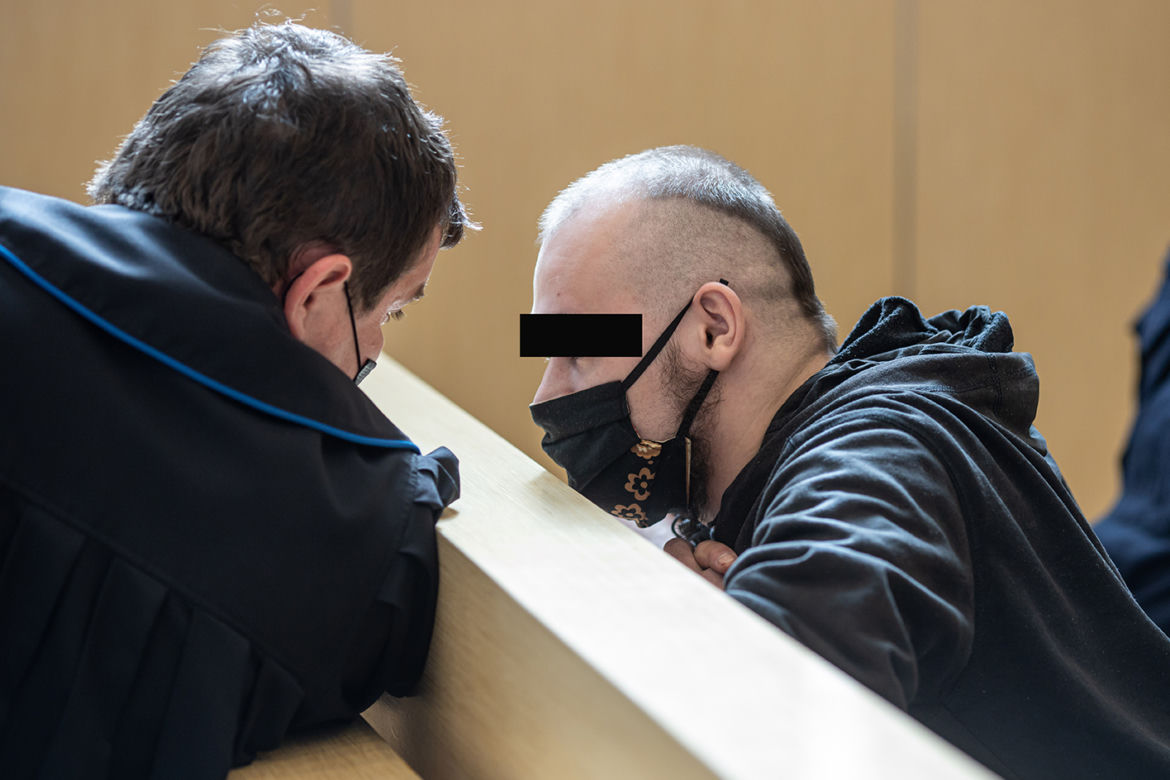 Karmili synka trutką na szczury