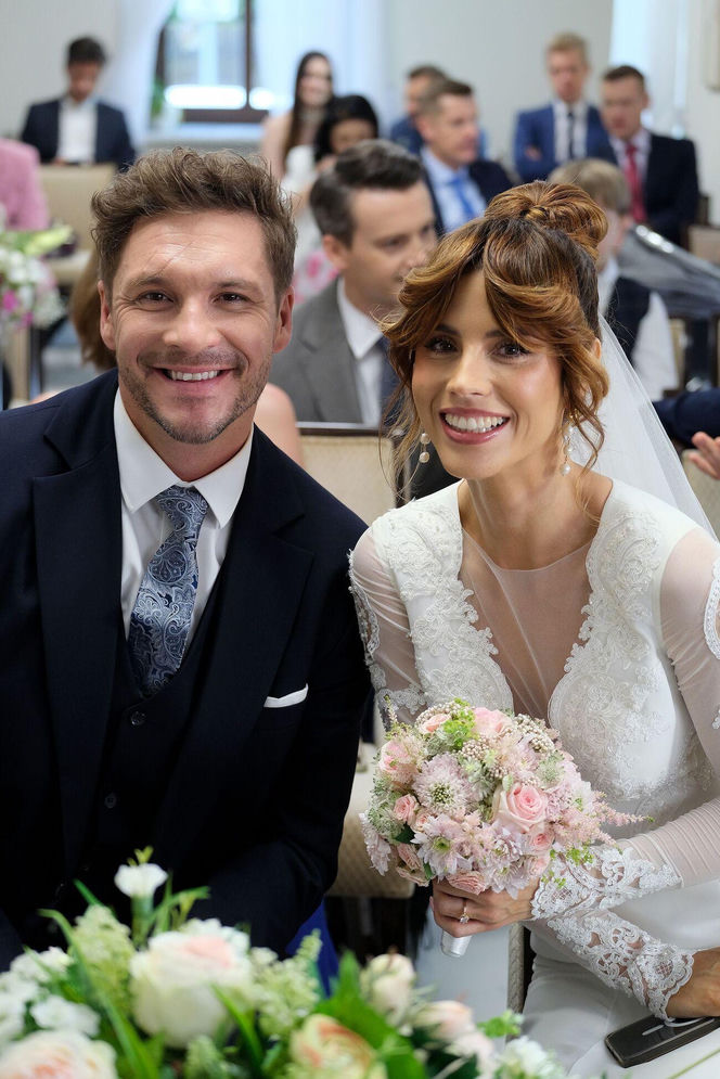 M jak miłość odc. 1890. Kama (Michalina Sosna), Marcin (Mikołaj Roznerski)