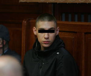 Zadźgali policjanta na przystanku, bo zwrócił im uwagę. Rocznica śmierci Andrzeja Struja