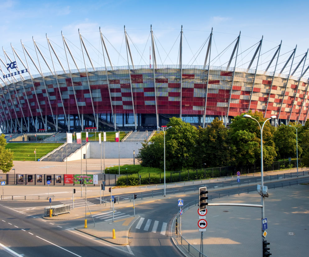 Zamieniają stadiony na szpitale