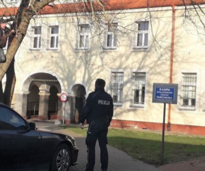 Wyszedł ze szpitala i chciał się zabić. Iławska policja uratowała 25-latka