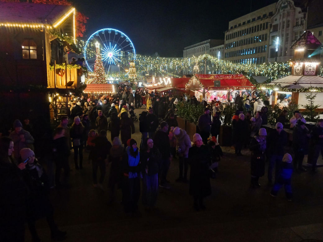Kolędowanie na Placu Wolności