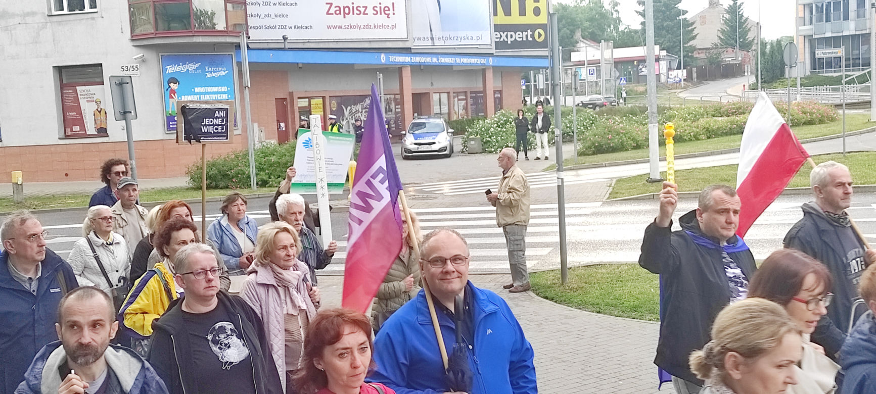 Protest kobiet "Ani jednej więcej!" w Kielcach (14 czerwca 2023)