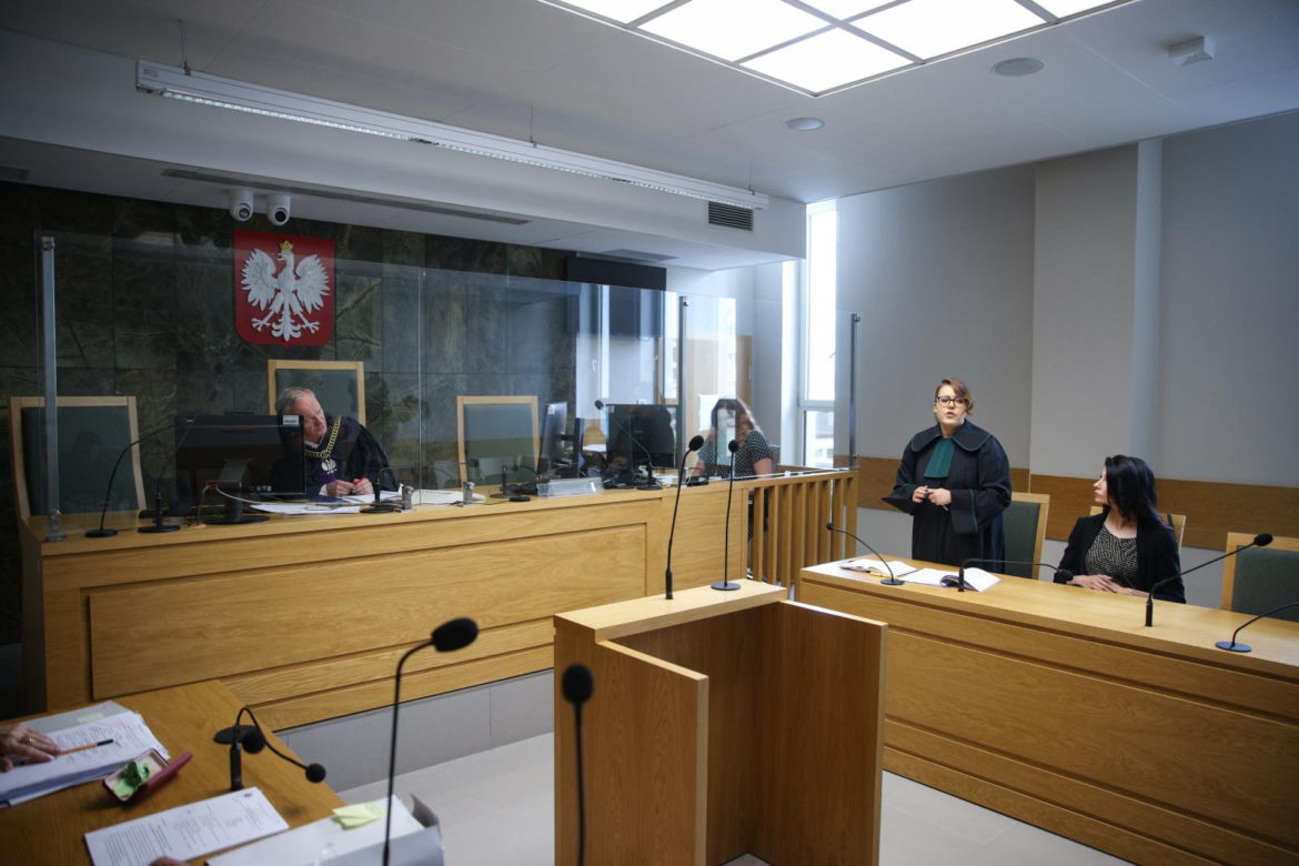 Rozprawa Joanny z Krakowa po interwencji policji ws. aborcji