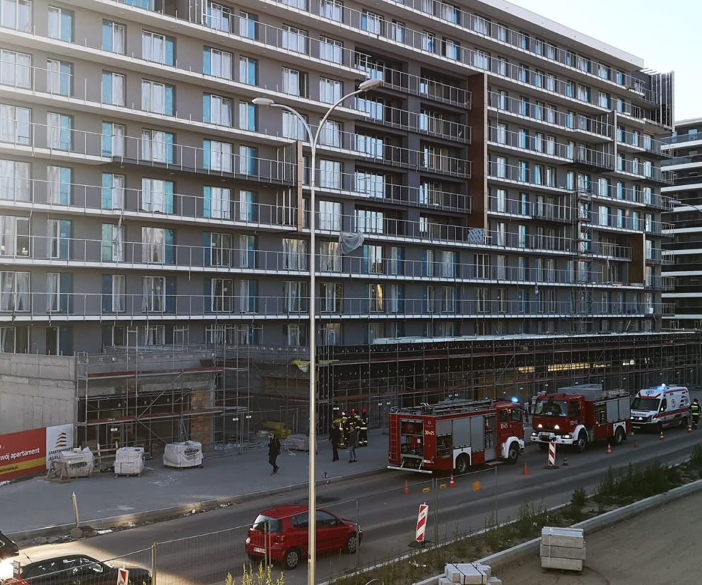 Wypadek na budowie apartamentów w centrum Białegostoku