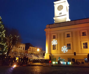 W Lesznie już świątecznie. Najbardziej w centrum miasta