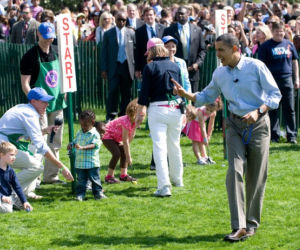 Obama toczy jaja w Białym Domu 