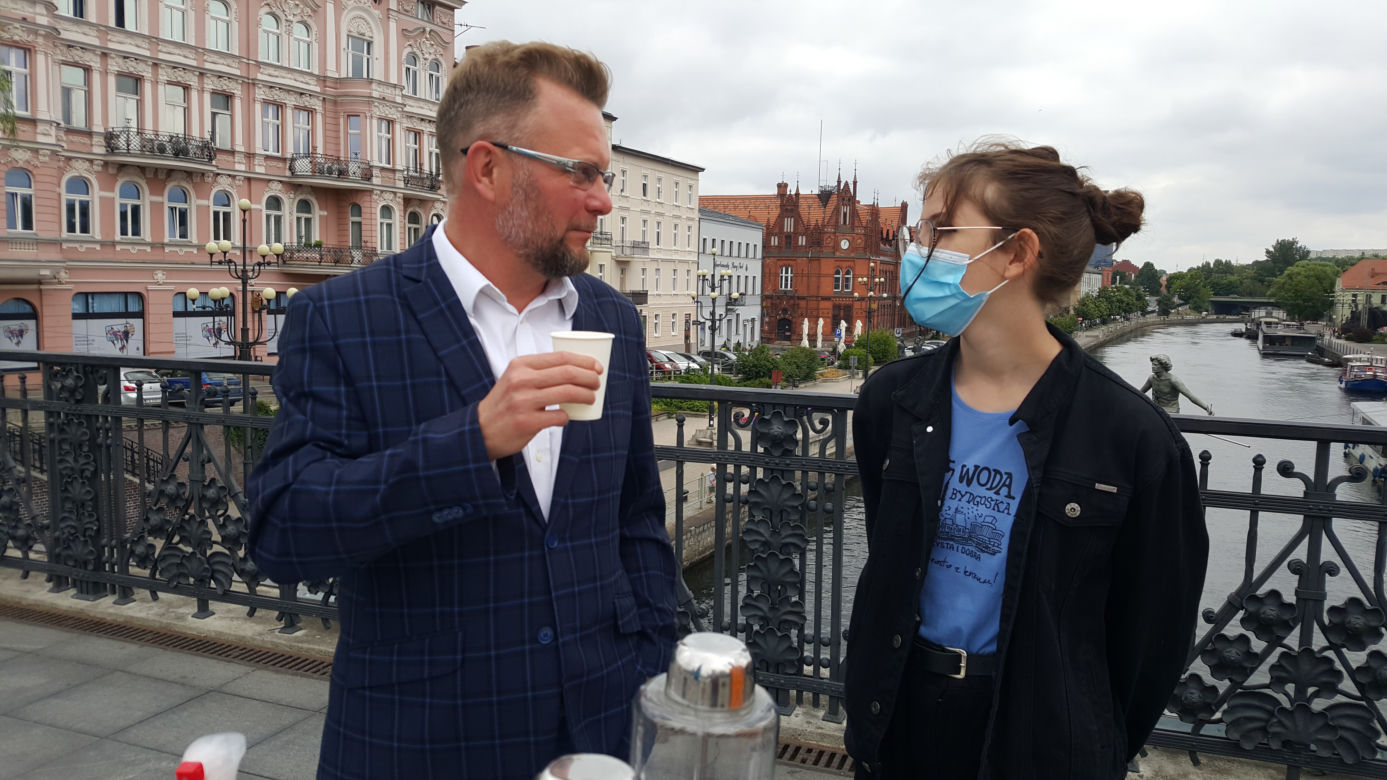 W centrum Bydgoszczy rozdają darmową wodę