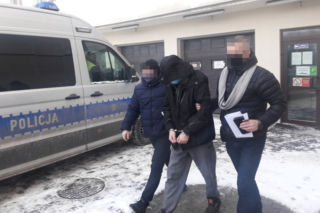 Sceny grozy w Piasecznie. Chciał ZATŁUC kasjerkę młotkiem! Zaskakujący finał sprawy [ZDJĘCIA]