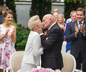 Na Wspólnej odc. 2347. Roman (Waldemar Obłoza), Honorata (Aleksandra Konieczna). Ślub Hofferów