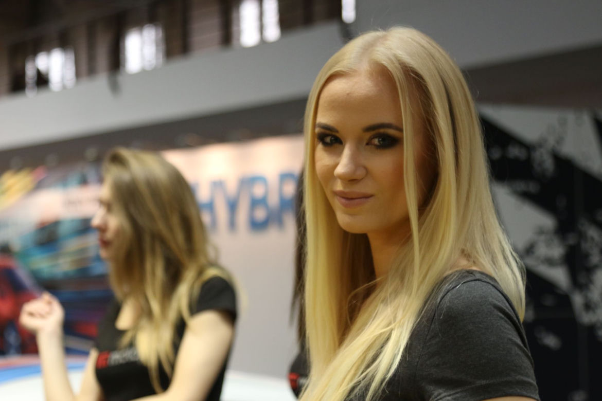 Dziewczyny z Motor Show Poznań 2016