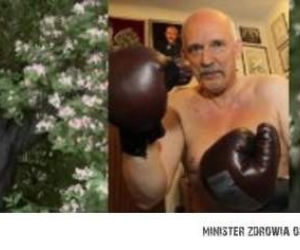 MEMY Korwin-Mikke uderzył Boniego