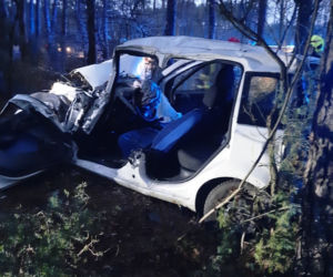 Pięć osób w zmiażdzonych autach! 42-latka i 14-latka ciężko ranne. Lądowały dwa śmigłowce LPR! [WIDEO, ZDJĘCIA]