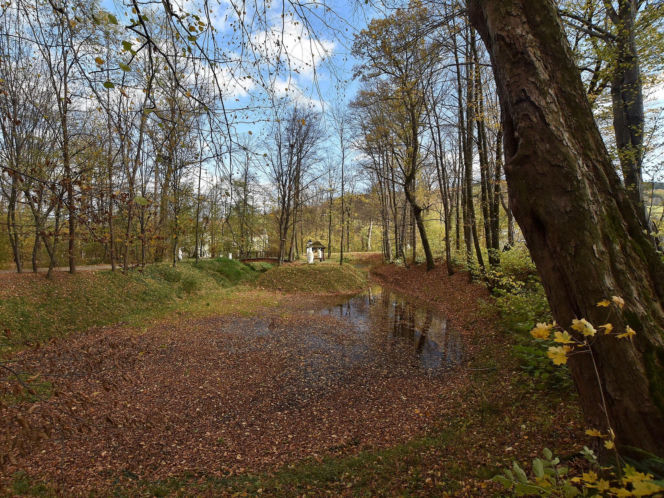To jedna z najpiękniejszych gmin w Małopolsce. Znajdowała się w czterech województwach
