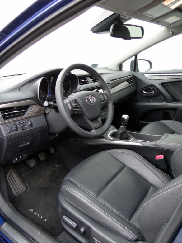 Toyota Avensis 2.0 D4-D Prestige