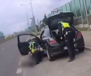 Białystok: Rzucił w policjantów nożami. Grozi mu do 10 lat więzienia