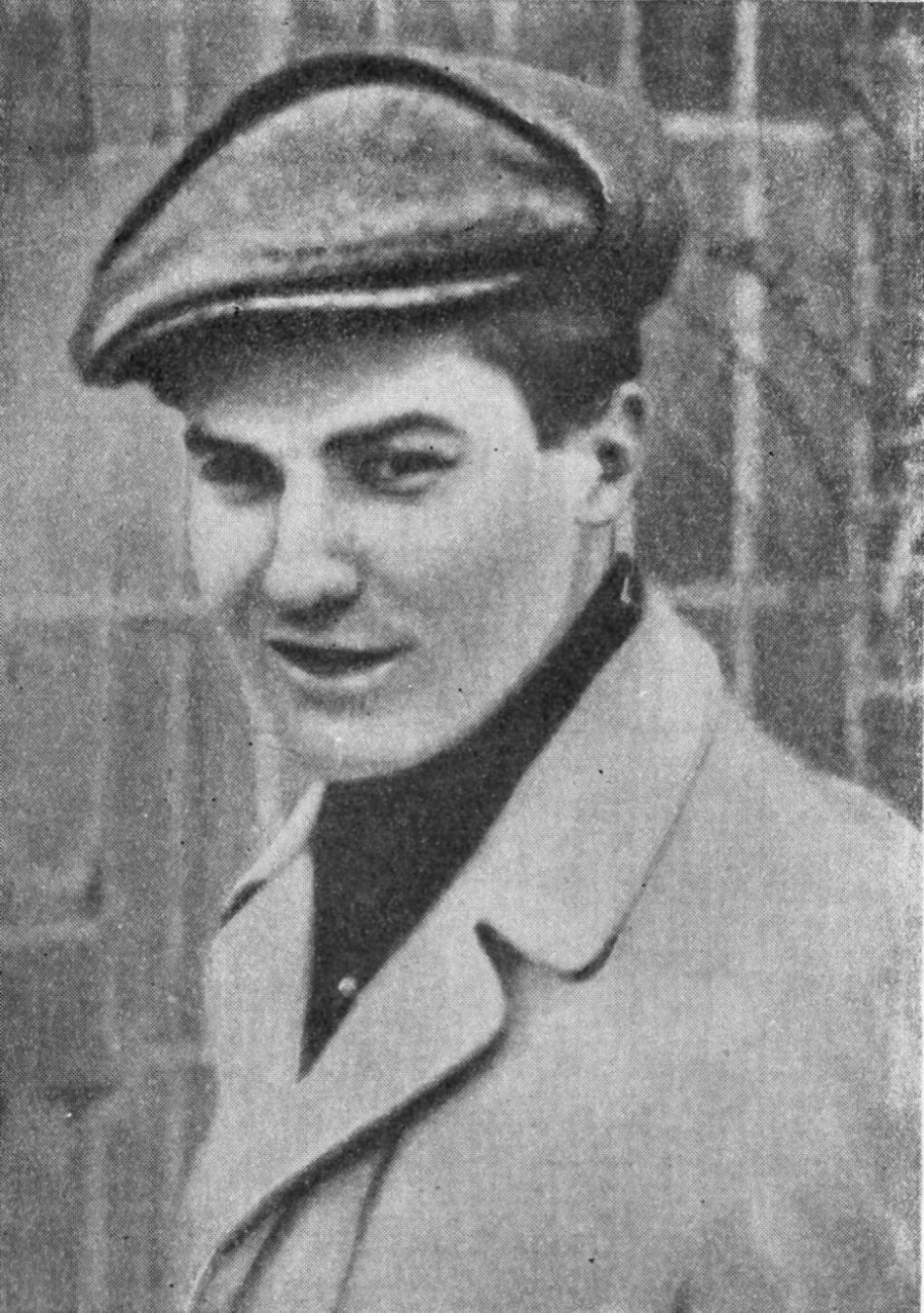 Historia „Kamieni na szaniec” żyje, ale ośrodek, który stworzył autor tej książki, popada w coraz większą ruinę.