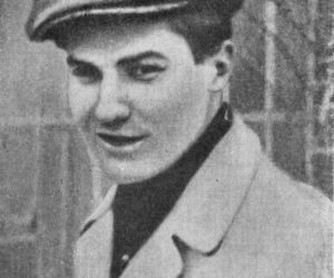 Historia „Kamieni na szaniec” żyje, ale ośrodek, który stworzył autor tej książki, popada w coraz większą ruinę.