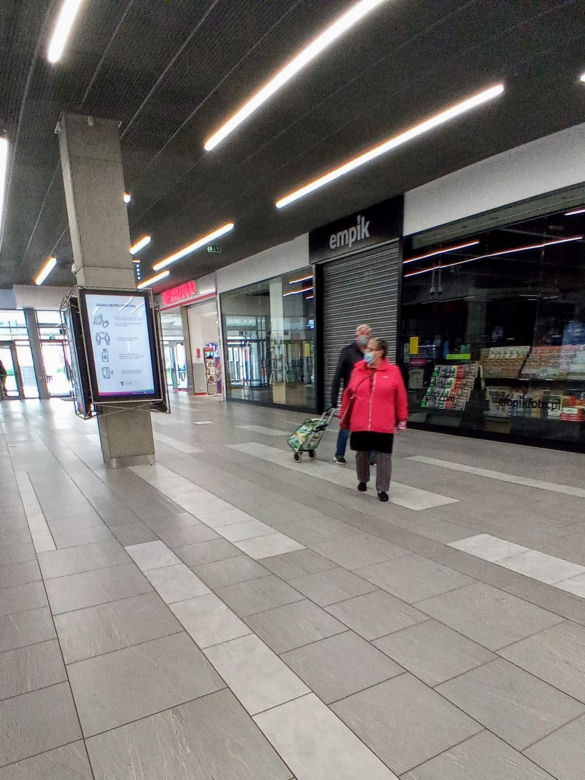 Galerie handlowe w Szczecinie po zniesieniu części ograniczeń - 4 maja 2020