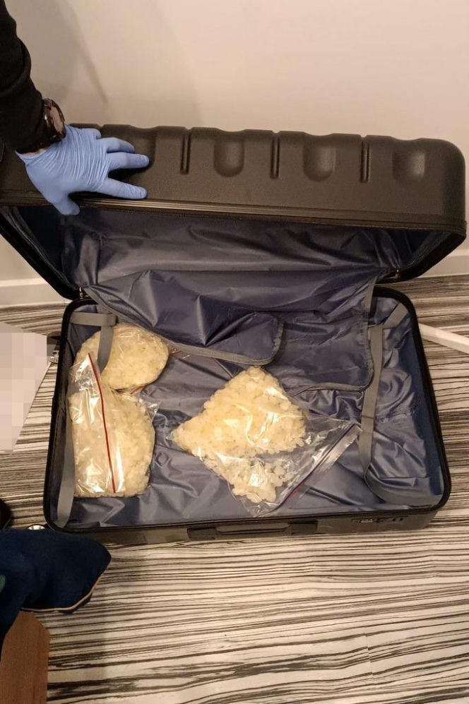 Policjanci z Bydgoszczy odkryli narkotykowy magazyn w jednym z bloków na terenie miasta