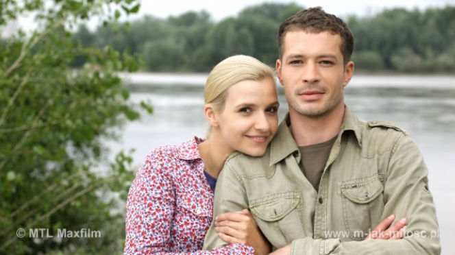 M jak MIŁOŚĆ. Małgosia (Joanna Koroniewska) i Tomek (Andrzej Młynarczyk)