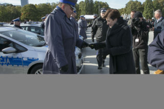 POLICJA DOSTAŁA POŚWIĘCONE RADIOWOZY.