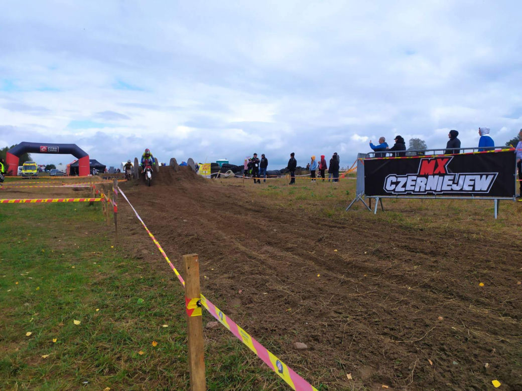 ZOBACZ ZDJĘCIA z III rundy mistrzostw okręgu warszawskiego Cross Country w Czerniejewie