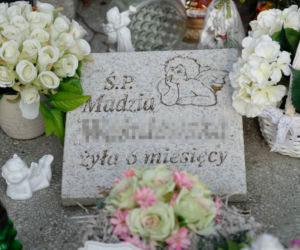 Tak wygląda grób małej Madzi