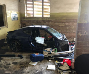 Zlikwidowano dwie dziuple pod Warszawą, odzyskano mazdę i trzy toyoty