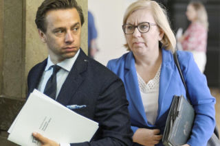 Odwołanie Hennig-Kloski? Krzysztof Bosak osobiście prowadzi ofensywę