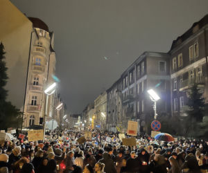 Na ulicach Katowic pojawiły się tłumy. Protestujący szli pod hasłem: Ani jednej więcej [ZDJĘCIA]