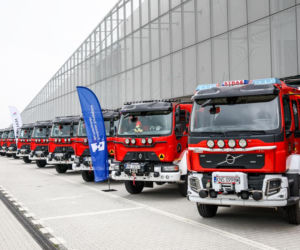 Nowe samochody trafiły do strażaków ochotników.  Także z regionu sądeckiego