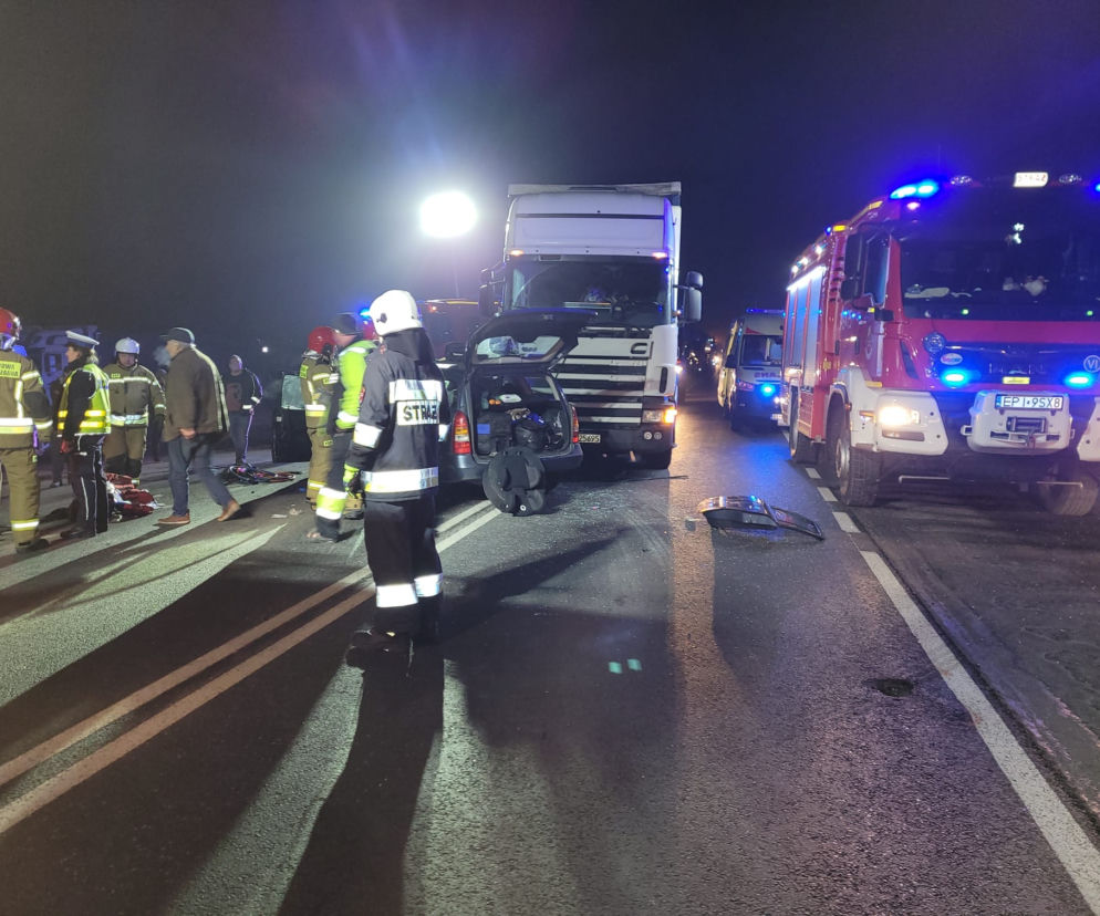 Przygłów. Ukrainka zakleszczona w aucie. Koszmarny wypadek na DK12